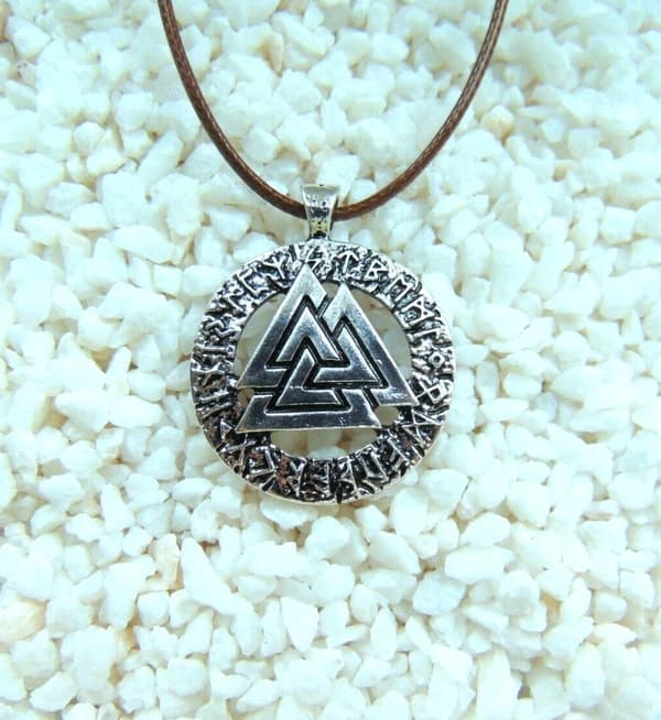 Valknut Wotan Knut Läderhalsband Viking Thor 3 Triangel