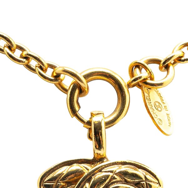 Pre-owned Chanel Gold Plated Quilted CC Pendant Necklace Gold