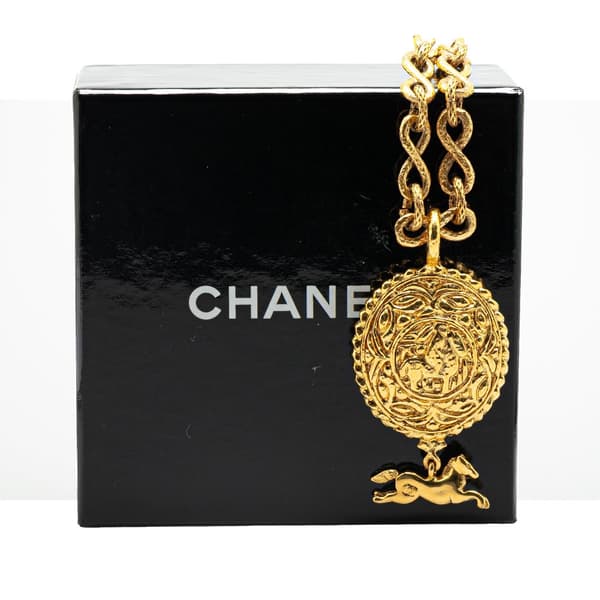 Pre-owned Chanel Gold Plated Knight Horse Pendant Necklace Gold