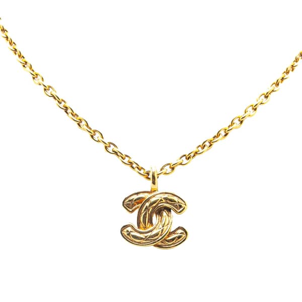 Pre-owned Chanel Gold Plated Quilted CC Pendant Necklace Gold