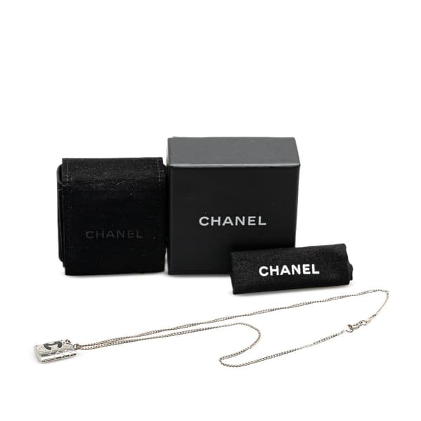 Pre-owned Chanel Cambon Ligne Pendant Necklace Silver