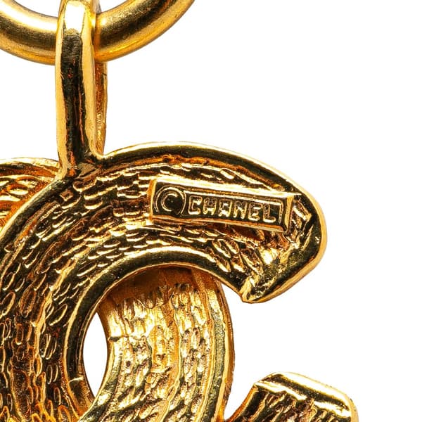 Pre-owned Chanel Gold Plated CC Quilted Pendant Necklace Gold