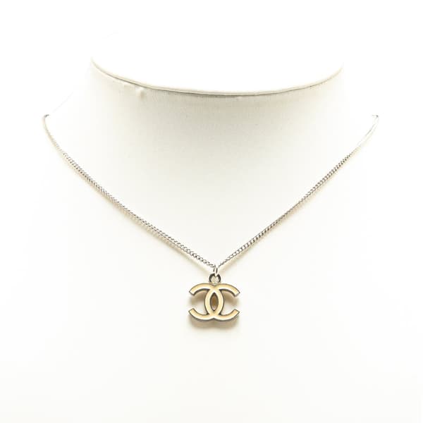 Pre-owned Chanel Silver CC Enamel Pendant Necklace Silver
