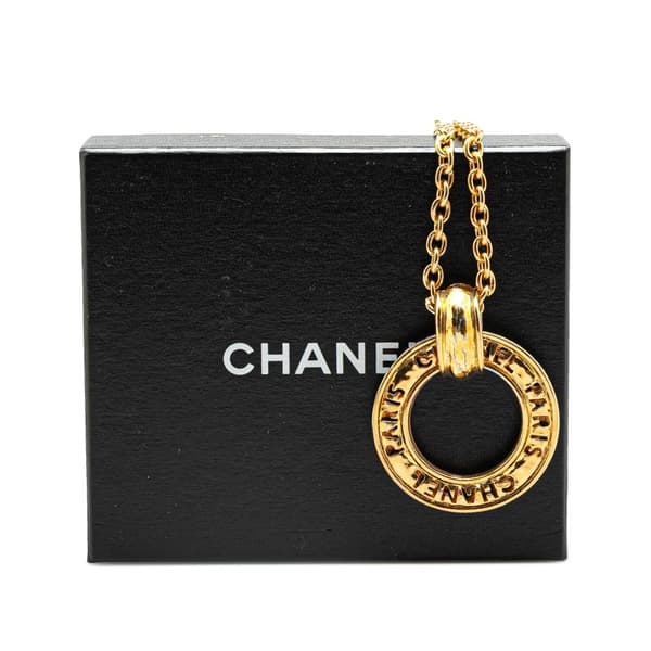 Pre-owned Chanel Gold Plated Circle Logo Pendant Necklace Gold