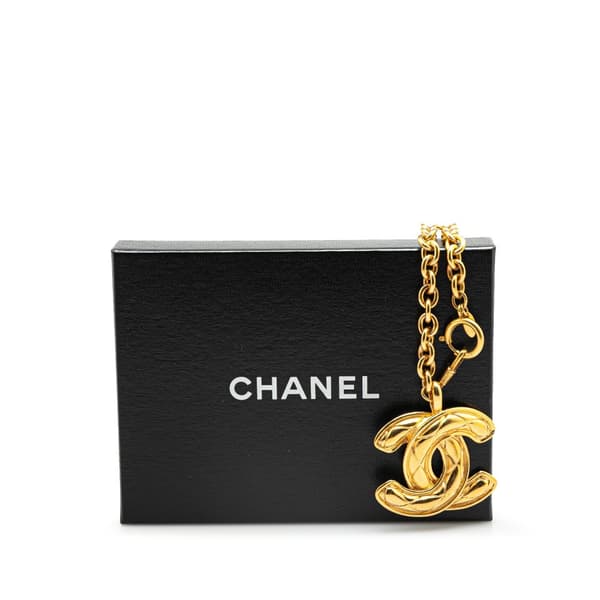 Pre-owned Chanel Gold Plated CC Quilted Pendant Necklace Gold