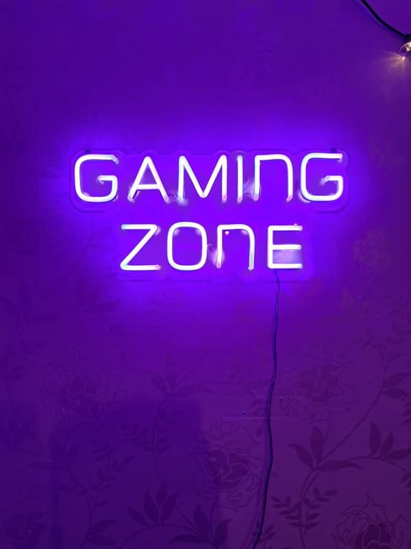 Neon LED-skylt Gaming Zone - 50x23 cm - Full RGB med touch fjärrkontroll