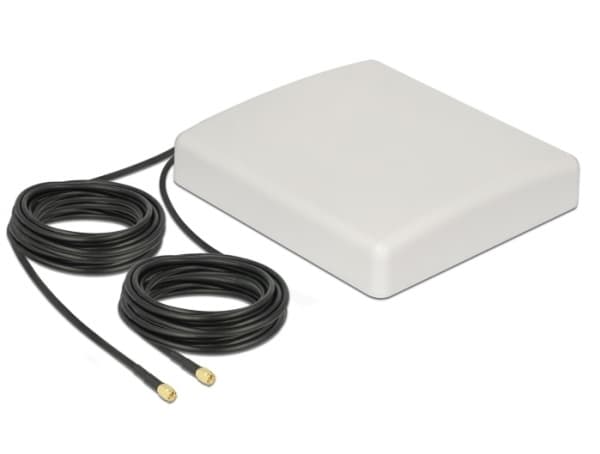 Delock - Antenne - plate - 8 dBi - direksjonal - kan monteres på vegg, stangmontering