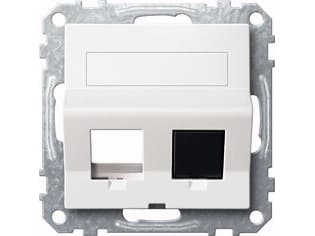 Mertenin kulmapistorasia, 2-jakkinen, tukirenkaalla ja merkintäkentällä modulaarista pistorasiaa varten (MEG4568-0319)