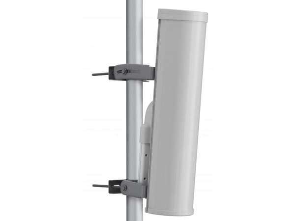 Cambium Networks ePMP 3000, 18 dBi, 5 GHz, 90°, 6°, Sektorantenne, RP-SMA