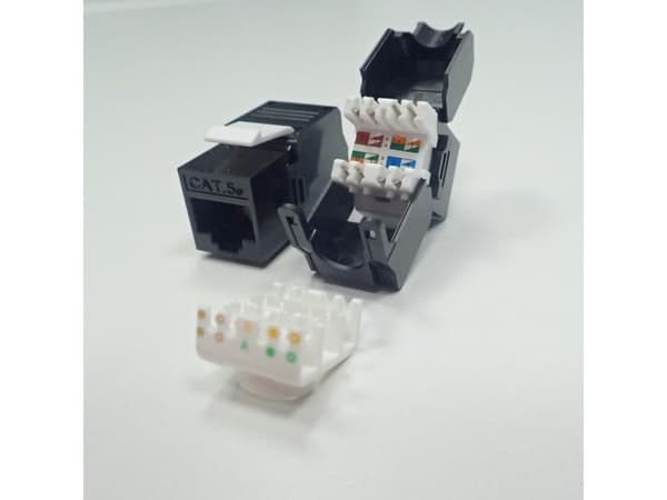 Netrack - Modulaarinen insertti - CAT 5e - UTP - RJ-45 - musta