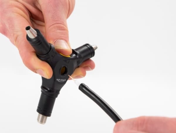 Delock 4 in 1 - Cable connector installation tool - svart