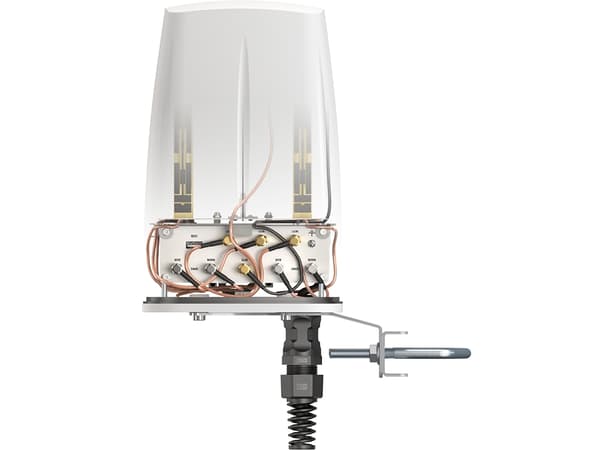 QuWireless QuSpot, 3 dBi, 0.694-0.96/1.7-2.2/2.2-2.7; 2.4-2.5/4.7-6 GHz, 2 / 3 dBi, 6 dBi, 7 dBi, 50 O