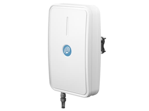 QuWireless QuMax Omni for TRB500, 4 dBi, 0.617-0.96/1.7-2.2/2.2-2.7/3.3–3.8, 3 / 4 dBi, 50 O, 360°, 35°
