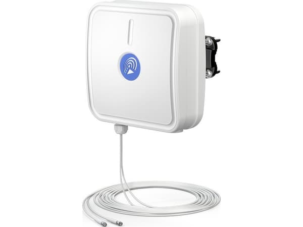 QuWireless APLM2-H, 7 dBi, 0.694-0.96/1.7-2.2/2.2-2.7 GHz, 7 dBi, 50 O, 70°, 70°