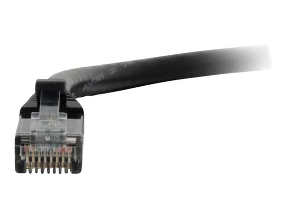 C2G Cat5e Booted Unshielded (UTP) Network Patch Cable - Koblingskabel - RJ-45 (hann) til RJ-45 (hann) - 50 cm - UTP - CAT 5e - formstøpt, uten hindri