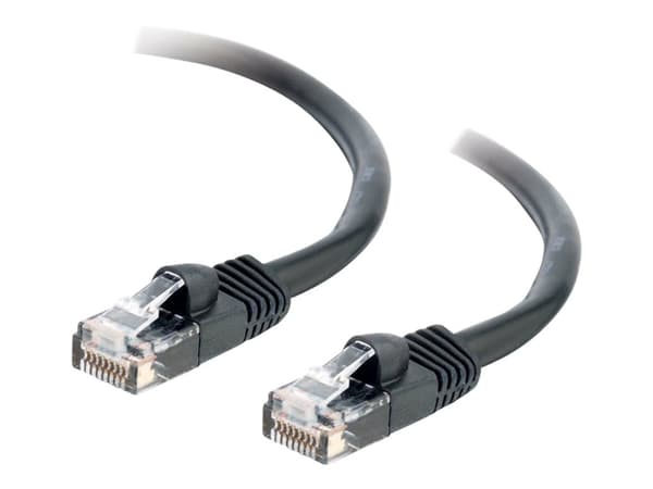 C2G Cat5e Booted Unshielded (UTP) Network Patch Cable - Koblingskabel - RJ-45 (hann) til RJ-45 (hann) - 50 cm - UTP - CAT 5e - formstøpt, uten hindri