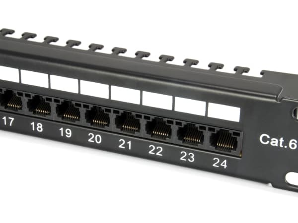 Equip 135425, RJ-45, Sort, Rackmontering, 1U, RoHS, CE
