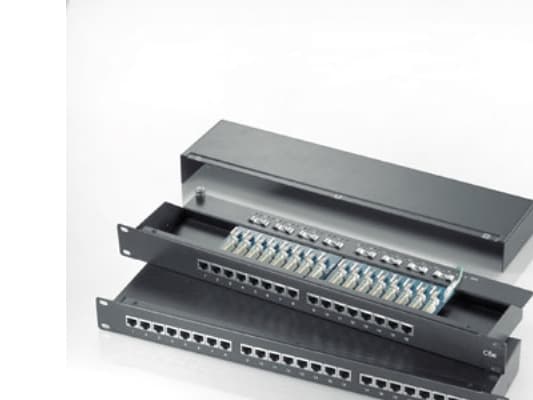 ROLINE Cat.5e 19" Patch Panel, 24 Ports, STP black, Sort, Stål Sort