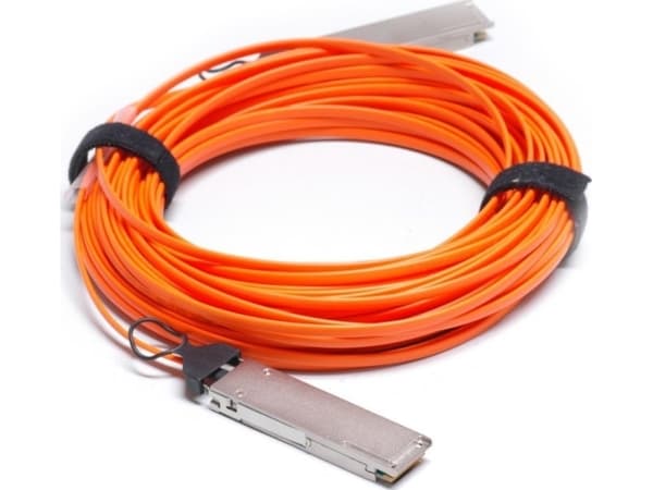 Cisco - Direkte 100GBase-koblingskabel - QSFP til QSFP - 10 m - fiberoptisk - aktiv - for P/N: C9500-32C-EDU, C9500-32QC-EDU, N9K-X9788TC-FX-RF, NCS-