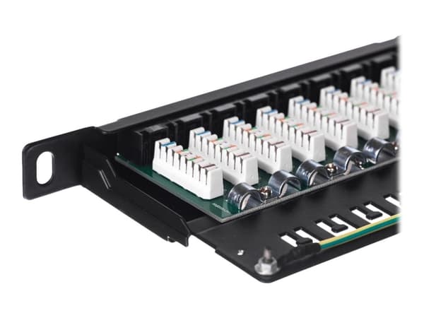 Netrack - Koblingspanel - rackmonterbar - CAT 6 - UTP - RJ-45 X 24 - 0.5U - 19" Sort