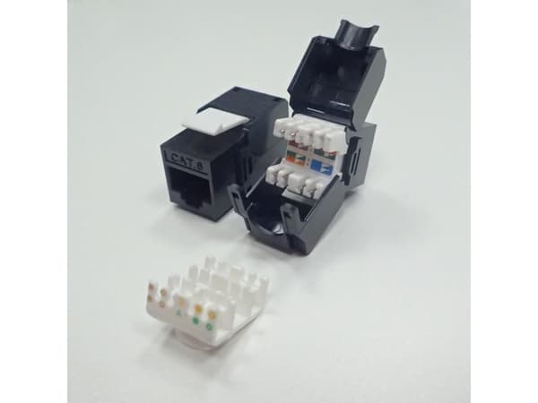 Netrack - Modulinnlegg - CAT 6 - UTP - RJ-45 - svart