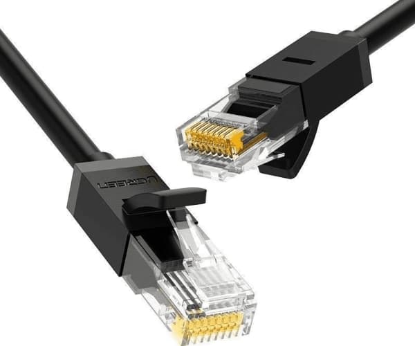 Ugreen NW102 - Nätverkskabel - RJ-45 (hane) till RJ-45 (hane) - 5 m - UTP - CAT 6 - rund, tvinnad - svart