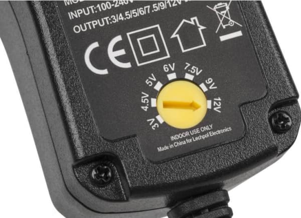 Kemot charger Stabilized power supply with regulation, 500 mA (URZ1186)