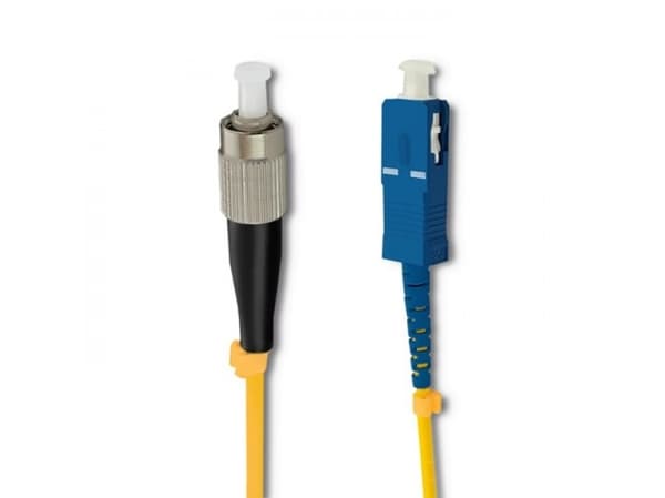 Qoltec - Patch-kabel - FC/UPC enkelläge (hane) till SC/UPC enkelläge (hane) - 50 m - fiberoptisk - simplex - 9 / 125 mikrometer - G.652D - halogenfri