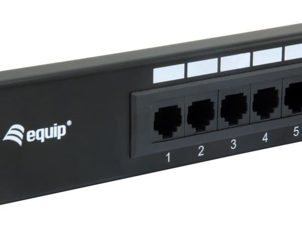 Equip 235317, 10/100/1000Base-T(X), Gigabit Ethernet, 1000 Mbit/s, RJ-45, Cat5e, Svart