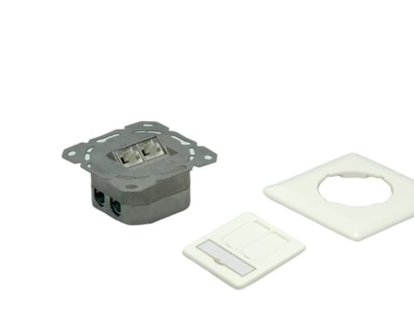 Value Cat.6a Flush Mount Wall Jack, STP, horizontal white, Valkoinen, Metalli
