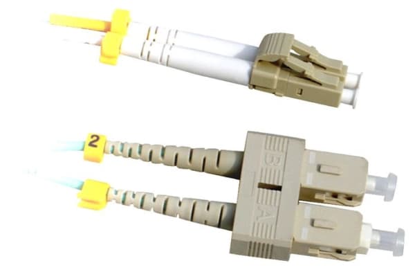 Lanview - Patchkabel - LC/UPC multimodus (hann) til SC/UPC multimodus (hann) - 1 m. - fiberoptisk - dupleks - 50 / 125 my - OM3 - halogenfri - akvama