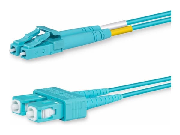Lanview - Patchkabel - LC/UPC multimodus (hann) til SC/UPC multimodus (hann) - 1 m. - fiberoptisk - dupleks - 50 / 125 my - OM3 - halogenfri - akvama