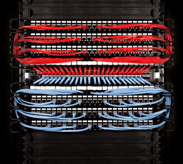 PATCHBOX 365 - Kabelretraksjonssystem - RAL 9005