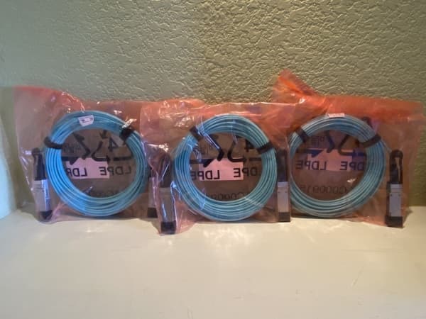 Nvidia MFS1S00-H015V, 15 m, QSFP56, QSFP56