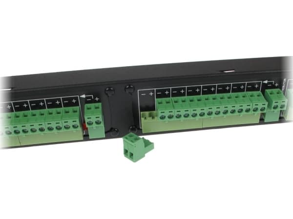 Delta Power Splitter 19" 32x DC-utgang (LZ-32/R19)