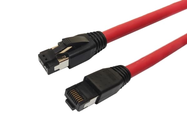 MicroConnect - Koblingskabel - RJ-45 (hann) til RJ-45 (hann) - 7.5 m - S/FTP - CAT 8.1 - halogenfri, uten hindringer - rød