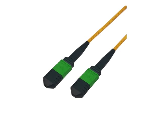 DELTACO - Koblingskabel - MPO-12/APC-enkeltmodus (hunn) til MPO-12/APC-enkeltmodus (hunn) - 1 m - fiberoptisk - OS2 - halogenfri - gul
