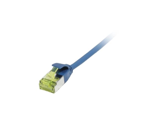 Patchkabel RJ45 CAT6A 500Mhz 025m blå UFTP slimline rund d38mm TPELSZHSuperflex AWG32 med CAT7 råkabel Synergy 21