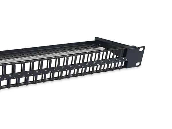 Equip 769258, RJ-45, Cat6, Musta, Terästä, 1U, 482,6 mm