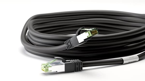 Goobay RJ45 (CAT 6A, 500 MHz) patchkabel med CAT 8.1 S/FTP-råkabel, svart 99,9 % oksygenfri kobberleder (OFC), AWG 24, halogenfri kabelmantel (LSZH),
