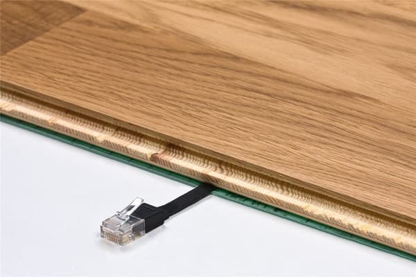 Goobay CAT 6 flad netværkskabel, U/UTP, sort kobberleder (CU), 1 m