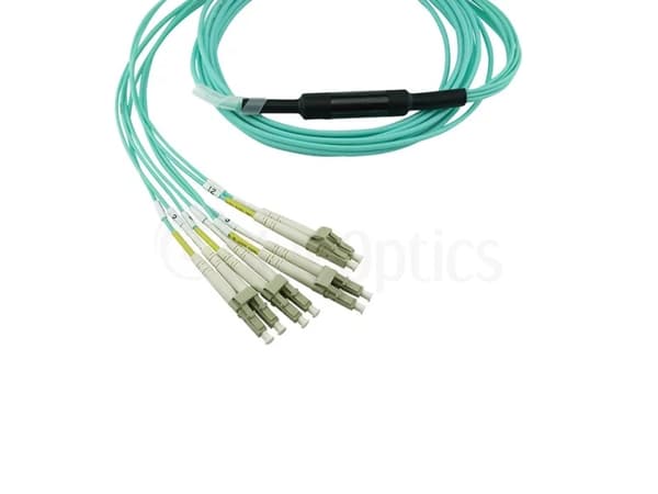 Yhteensopiva Lenovo A5UA BlueOptics kuituoptiikan katkaisukaapeli, MPO/UPC, 4xDuplex LC/UPC, 1 metri, monimuotokuitu G50/125µm, OM3, merkkikuitu, 3.0