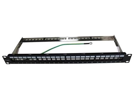 Patchpanel 19" 1HE, 24 porte for Csslr Plus UTP / FTP Tool-less keystone konnektor, farve: sort incl. 4mm² jordledning