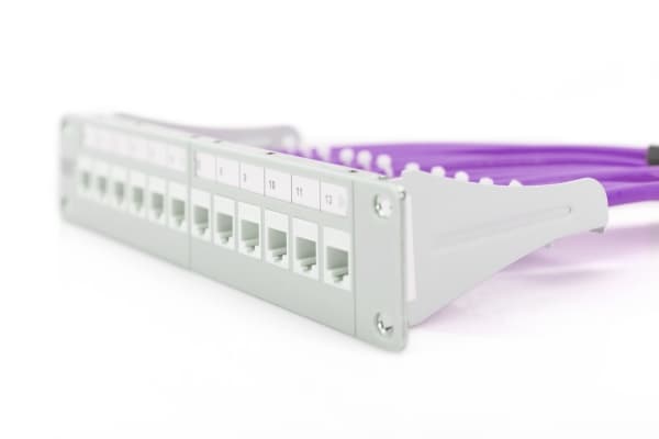 Digitus DIGITUS installasjonskabel kat.6, F/UTP, B2ca, AWG23/1, LSOH, 100m, lilla, folie