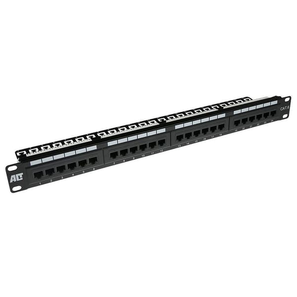 ACT Patch panel CAT6 UTP 24 porte med kabelstyringsbar Sort