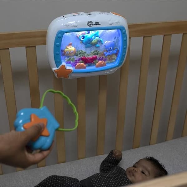 BABY EINSTEIN Night Dreams Soother Night Light - Multicolor