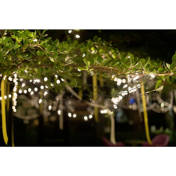 Sygonix SY-4722054 Ljusslinga kluster Ute/inomhus 230 V Antal ljuskällor 200 LED Varmvit Belyst längd: 39.85 m