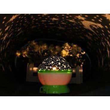 Exceptionell nattlampa med projektion av ljusgrön stjärnhimmel LED-deco-ljus.