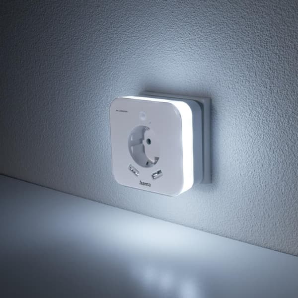 Hama Led nattlampa med Stopcontact 2 USB-portar och rörelse- och ljussensorer