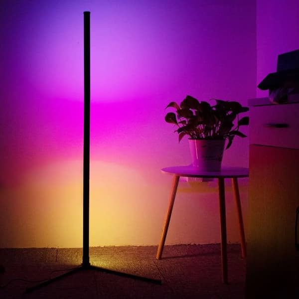 Suuri LED RGB-kulmalamppu | Sovellus ja kaukosäädin 1,5 m